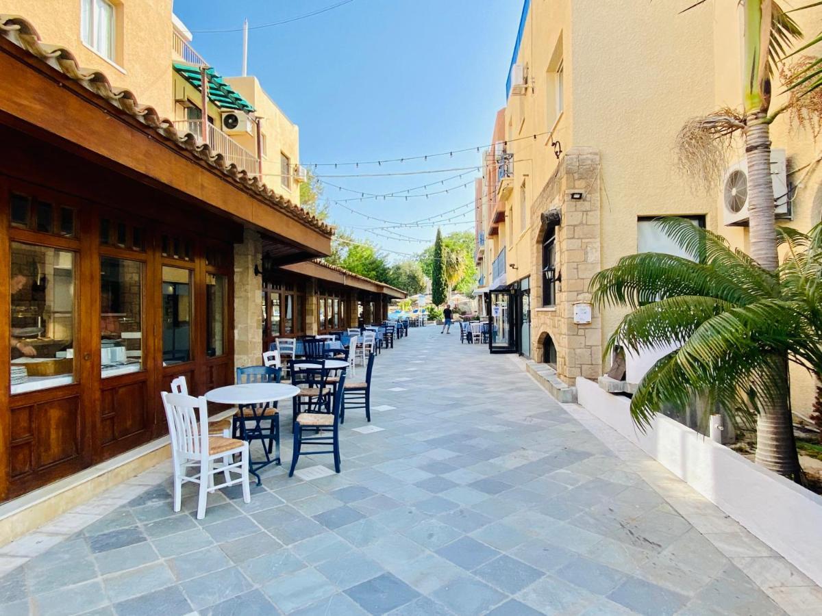 Basillica 3 Bedrooms Apartment Paphos Eksteriør billede